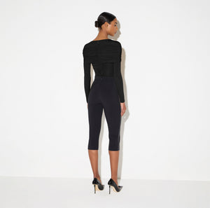 Trousers in lightweight crêpe and satin fabrics