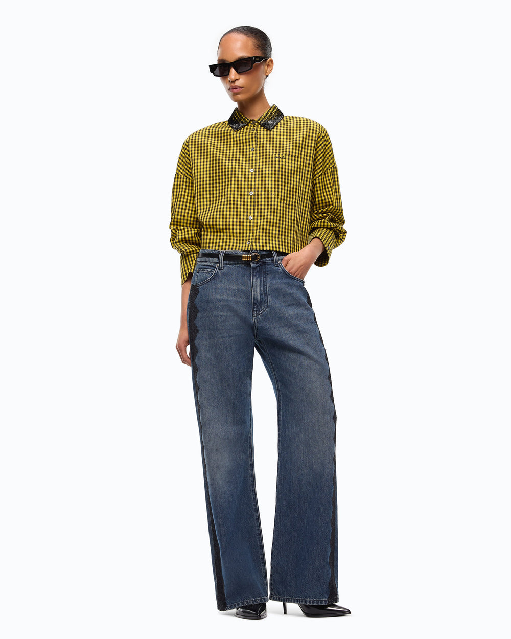 Wide-leg jeans with lace trim