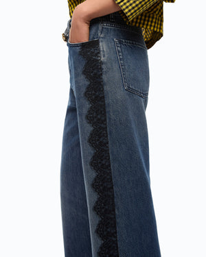Wide-leg jeans with lace trim