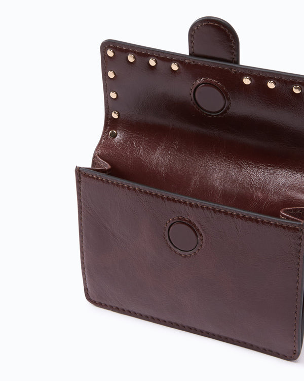 Love Pocket card holder in leather with chain shoulder strap