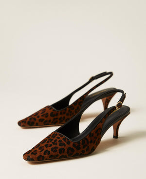 Sling back court shoes with animal print