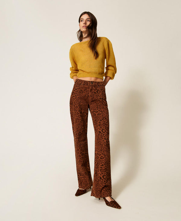 Sling back court shoes with animal print
