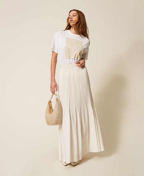 Pleated crêpe de Chine long skirt