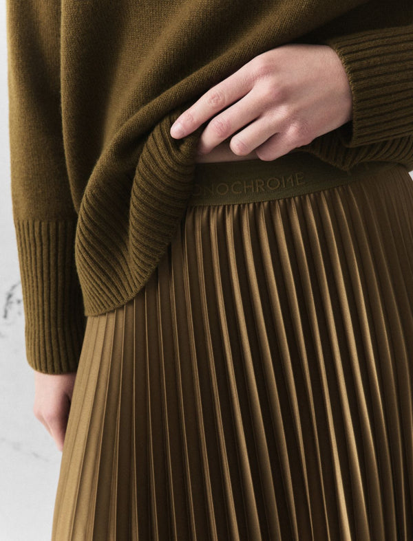 Pleated satin skirt - OIL GREEN