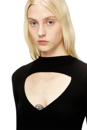 Ribbed wool jumper with cut-out