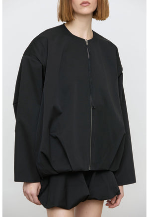 ELEH BUBBLE HEM BALLOON JACKET BLACK EFW260028