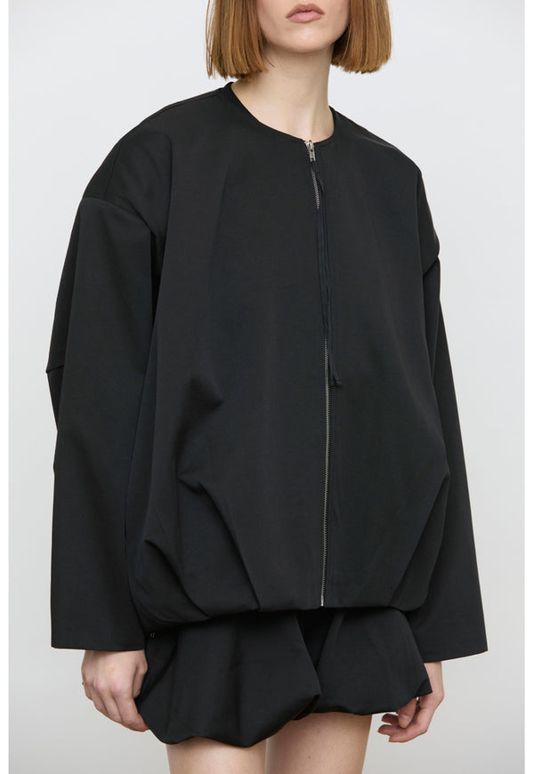 ELEH BUBBLE HEM BALLOON JACKET BLACK EFW260028
