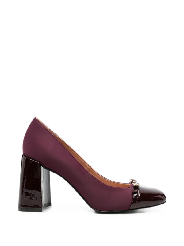 Love Moschino square-toe heart-detail pumps